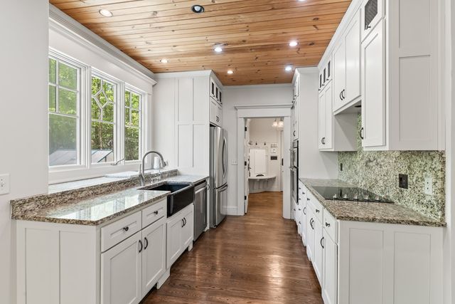 8954 Doublehead Gap Road, Blue Ridge, GA 30513