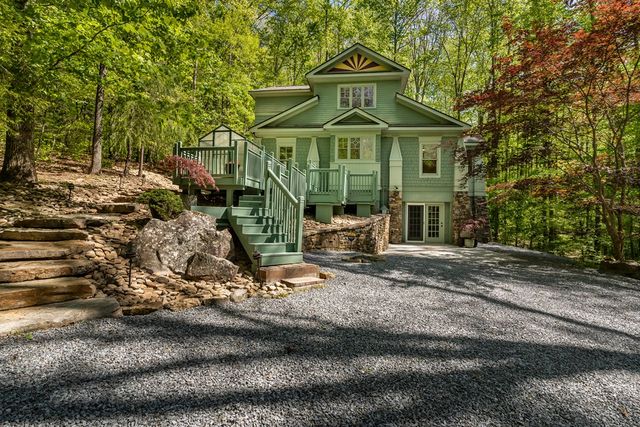 8954 Doublehead Gap Road, Blue Ridge, GA 30513