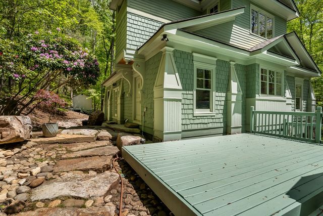 8954 Doublehead Gap Road, Blue Ridge, GA 30513