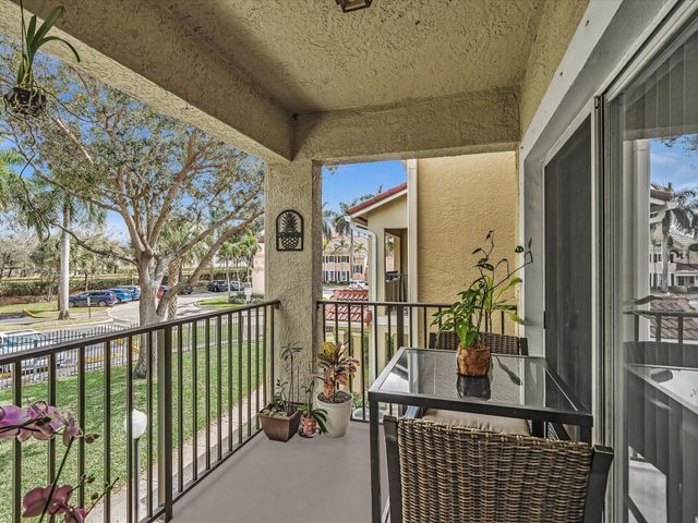 110 Belmont Lane 110, North Lauderdale, FL 33068