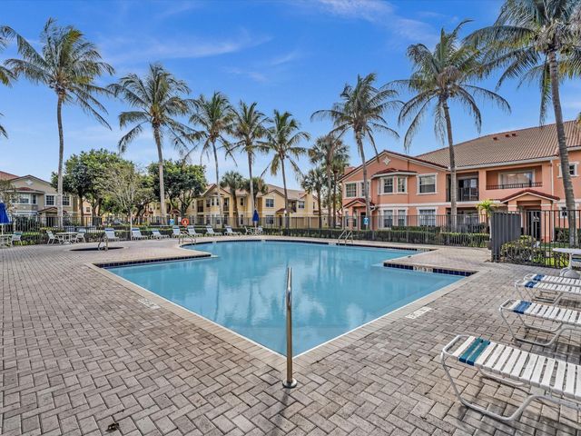 110 Belmont Lane 110, North Lauderdale, FL 33068