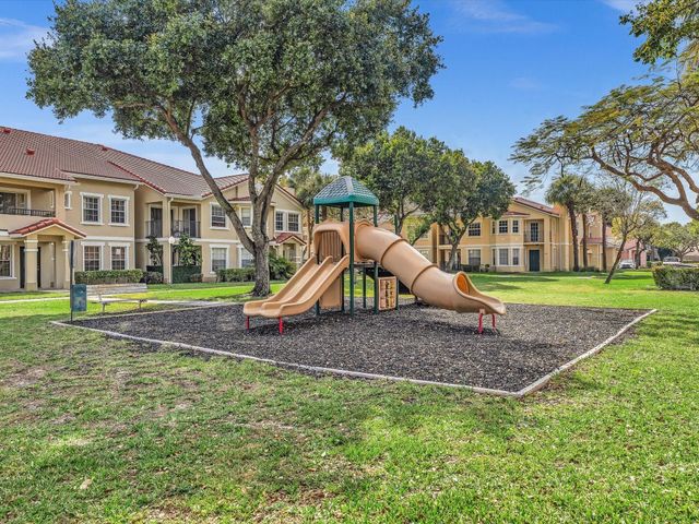 110 Belmont Lane 110, North Lauderdale, FL 33068