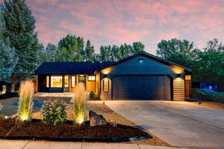 760 NE Oak Place, Redmond, OR 97756