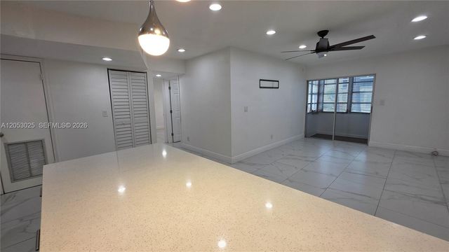2291 NW 48th Ter 102, Lauderhill, FL 33313