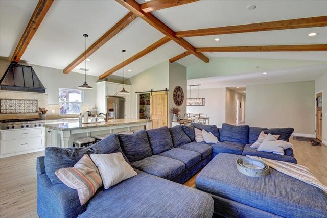 11611 Rancho Heights Rd, Pala, CA 92059