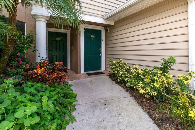 8911 MANOR LOOP 204, Lakewood Ranch, FL 34202