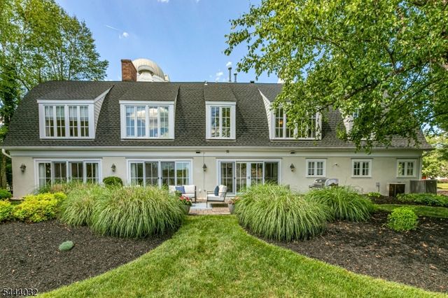 8 Flanders Valley Ct, Montgomery Twp., NJ 08558