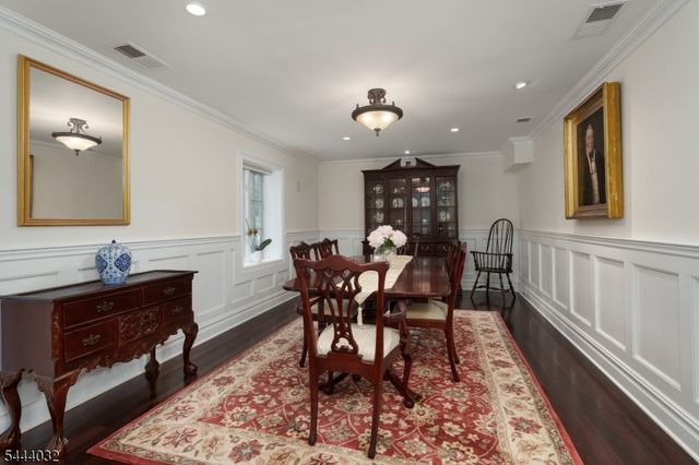 8 Flanders Valley Ct, Montgomery Twp., NJ 08558