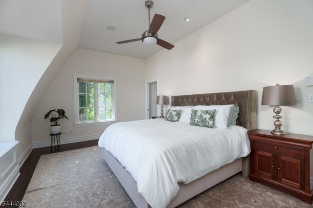 8 Flanders Valley Ct, Montgomery Twp., NJ 08558