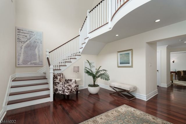 8 Flanders Valley Ct, Montgomery Twp., NJ 08558
