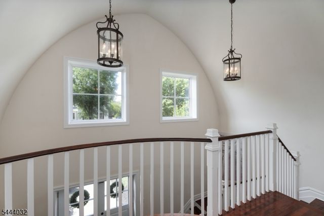 8 Flanders Valley Ct, Montgomery Twp., NJ 08558