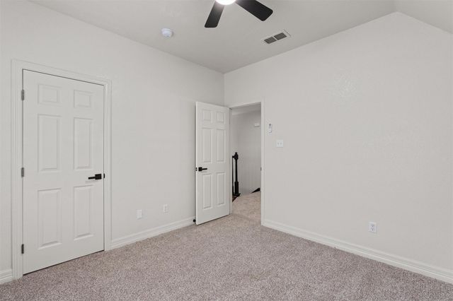 312 Country Club DR, La Grange, TX 78945