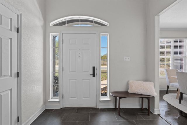 312 Country Club DR, La Grange, TX 78945