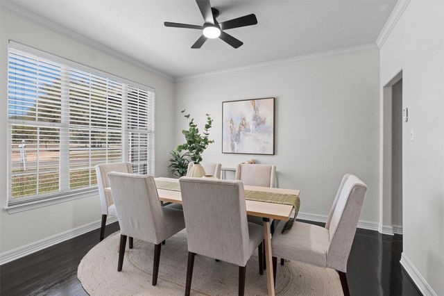 312 Country Club DR, La Grange, TX 78945