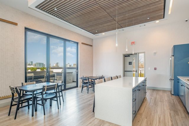 1014 16th Ave S Unit 311, Nashville, TN 37212