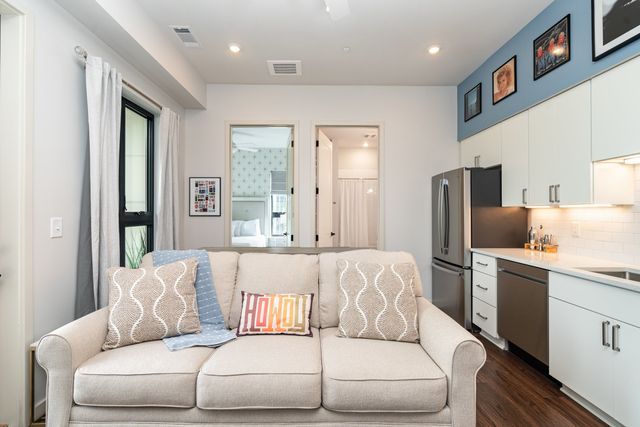 1014 16th Ave S Unit 311, Nashville, TN 37212