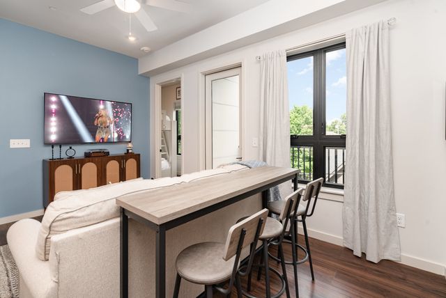 1014 16th Ave S Unit 311, Nashville, TN 37212