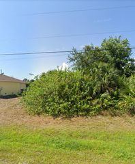 402 ALBATROSS ROAD, Rotonda West, FL 33947