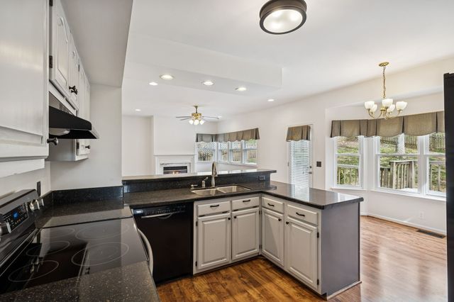 8408 Indian Hills Dr, Nashville, TN 37221