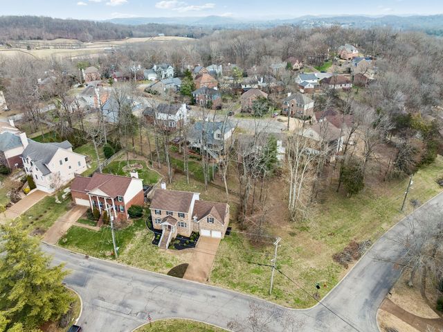 8408 Indian Hills Dr, Nashville, TN 37221