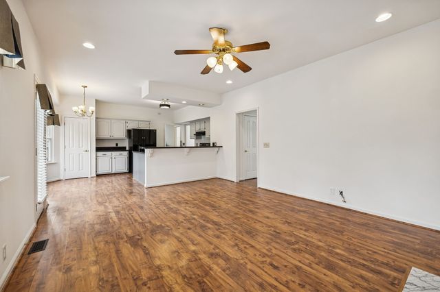8408 Indian Hills Dr, Nashville, TN 37221