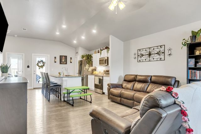 1205 Canal St, Odessa, TX 79765