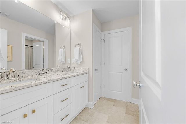 206 Hackamore Trail, Lexington, NC 27295