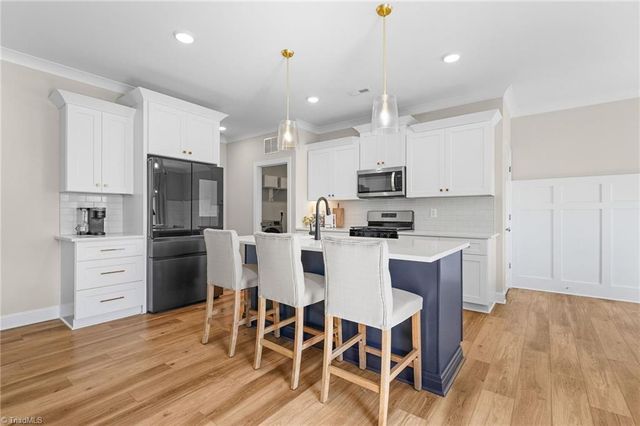 206 Hackamore Trail, Lexington, NC 27295