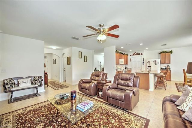 3200 Birch Tree LN, Alva, FL 33920