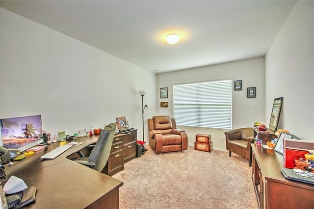 3200 Birch Tree LN, Alva, FL 33920