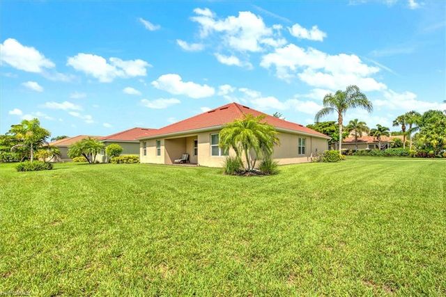 3200 Birch Tree LN, Alva, FL 33920