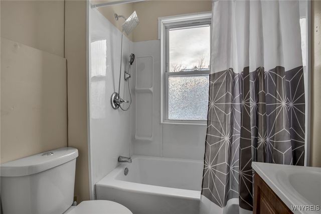 395 Hampshire Street, Buffalo, NY 14213