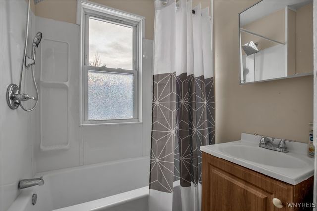 395 Hampshire Street, Buffalo, NY 14213