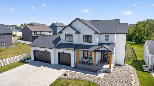 2014 Hagen Lane SW, Rochester, MN 55902