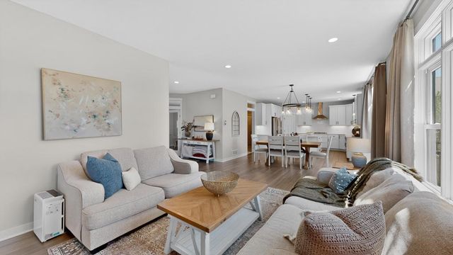 2014 Hagen Lane SW, Rochester, MN 55902
