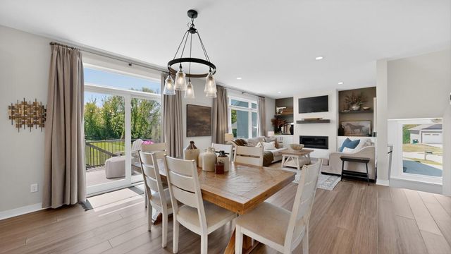 2014 Hagen Lane SW, Rochester, MN 55902