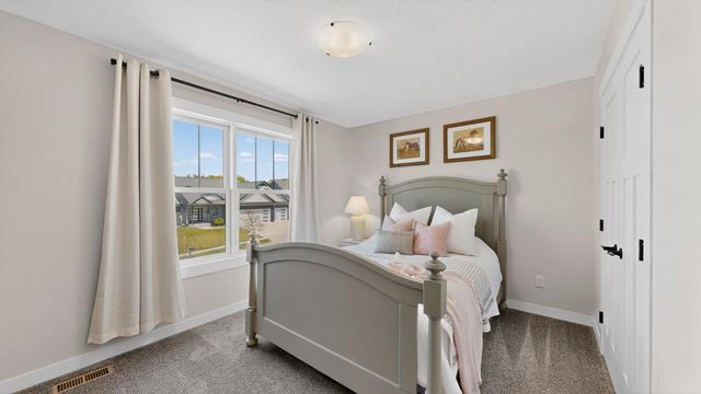 2014 Hagen Lane SW, Rochester, MN 55902