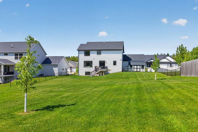 2014 Hagen Lane SW, Rochester, MN 55902