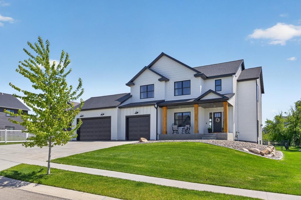 2014 Hagen Lane SW, Rochester, MN 55902