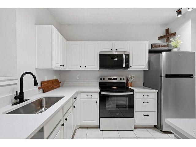 2020 Shamrock Dr, Superior, CO 80027