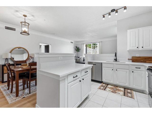 2020 Shamrock Dr, Superior, CO 80027