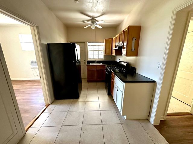 2016 Broward Avenue 1, West Palm Beach, FL 33407