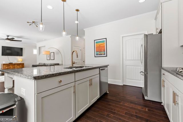 2426 Fair Oaks Way, Atlanta, GA 30337