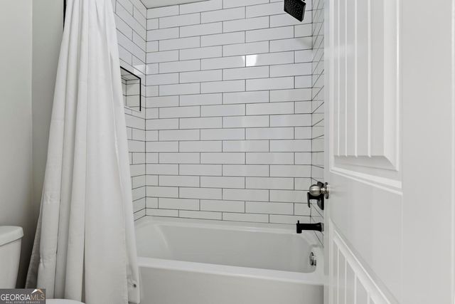 2426 Fair Oaks Way, Atlanta, GA 30337