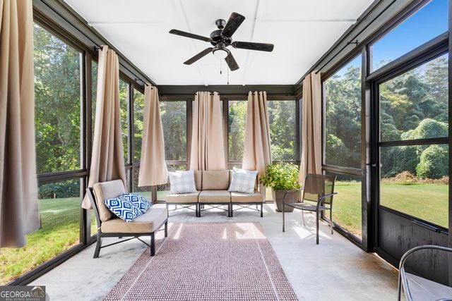 2426 Fair Oaks Way, Atlanta, GA 30337