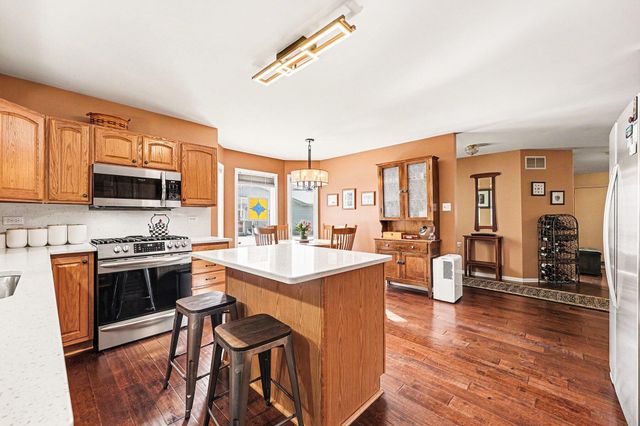 11314 Valley Drive, St. John, IN 46373