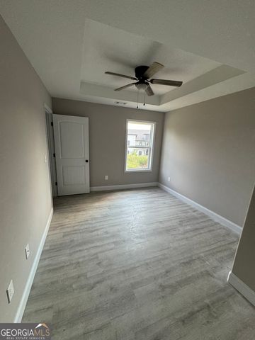 264 Beau Claire Circle, Byron, GA 31008