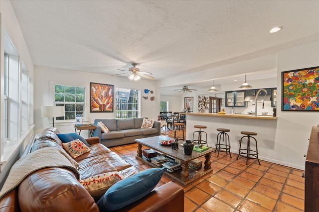 408 W 33rd Street, Houston, TX 77018