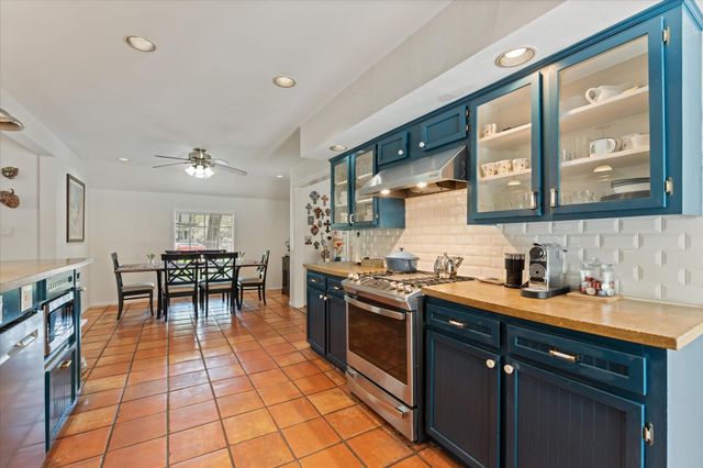 408 W 33rd Street, Houston, TX 77018