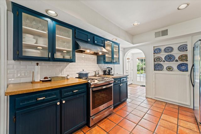 408 W 33rd Street, Houston, TX 77018